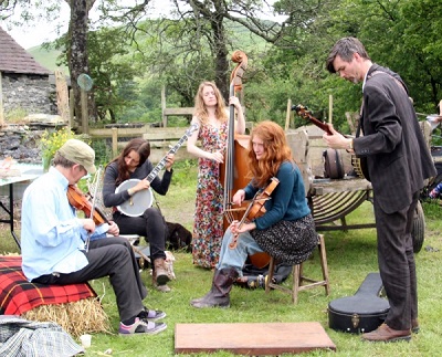 The CS Barn Dance / Ceilidh Band in Derbyshire