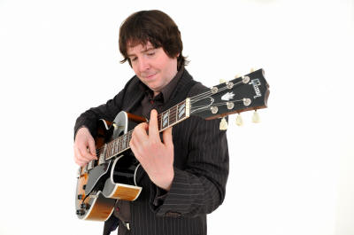 Dave: Jazz Guitarist