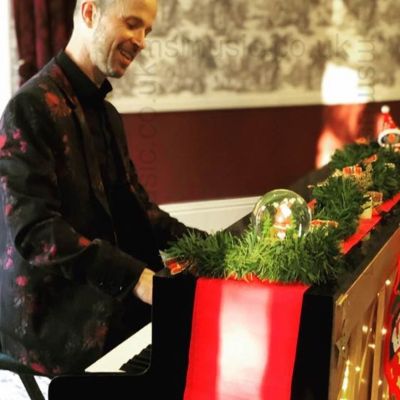 Nigel - festive piano